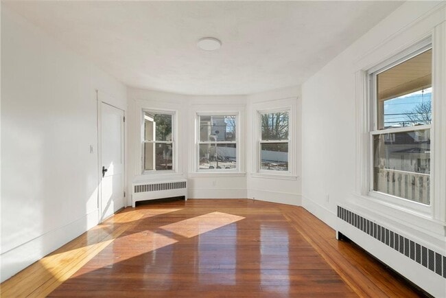 Photo - 19 Vale St Unit 1