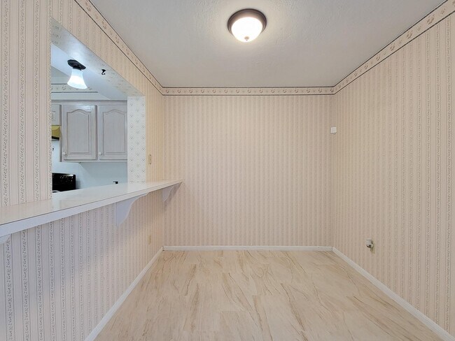 Building Photo - 1815 Country Village Blvd