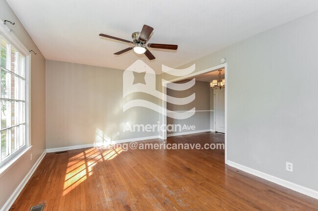 Photo - 10 Westchester Ct