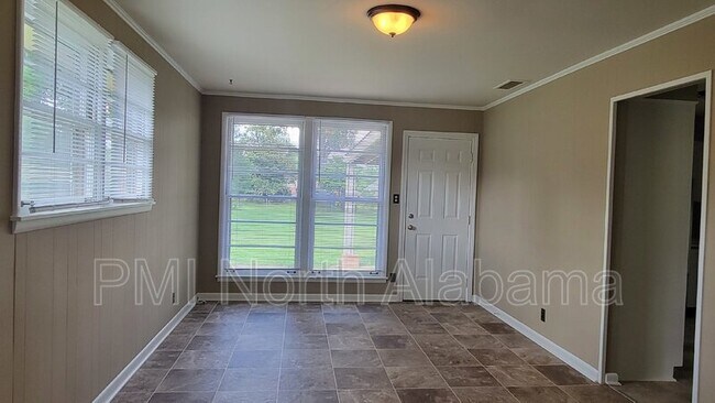 Photo - 6408 Robinhood Ln NW