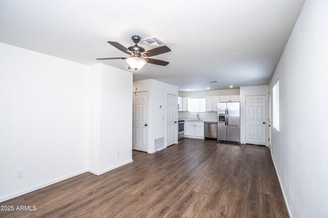 Photo - 2525 W State Ave Unit F