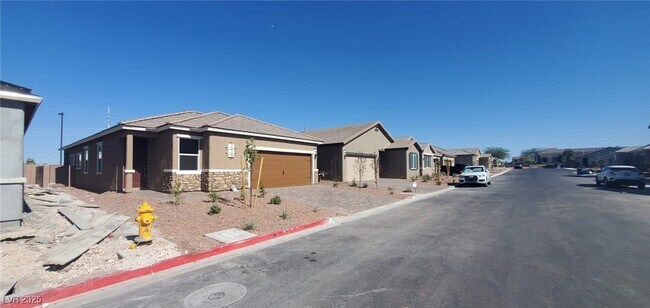 Photo - 5846 Steinbeck Vly St