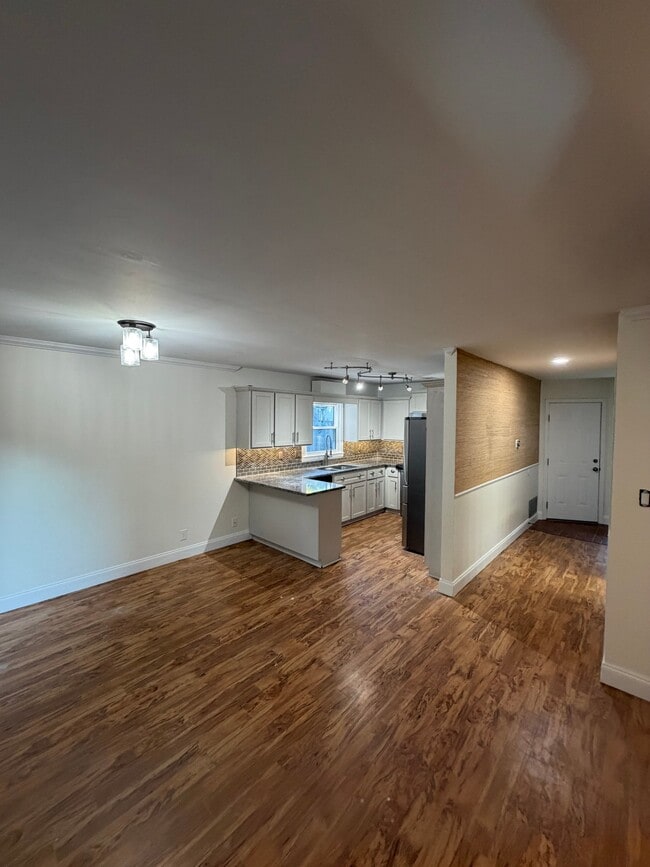 Photo - 3411 Cedarcrest Cir
