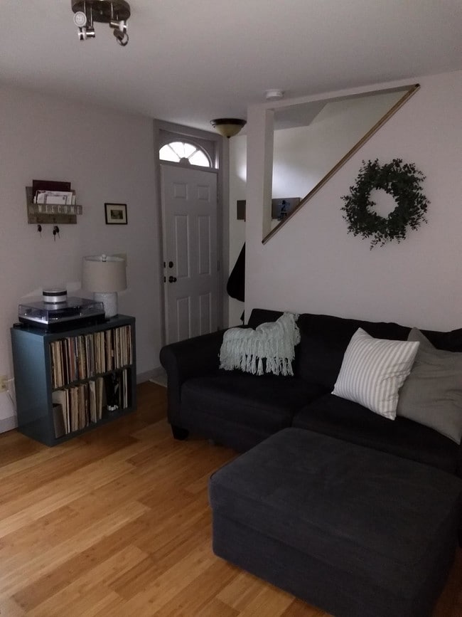 Photo - 106 Porpoise Way Unit 106