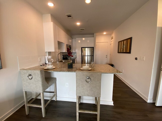 Photo - 1301 Spring St NW Unidad ID1332028P