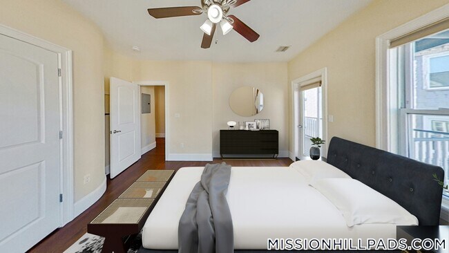 240 Parker Hill Ave Unidad 2