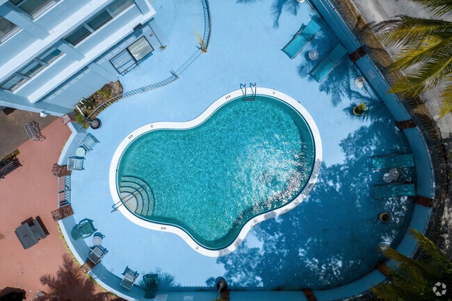 Photo - Andor Plaza Condominium