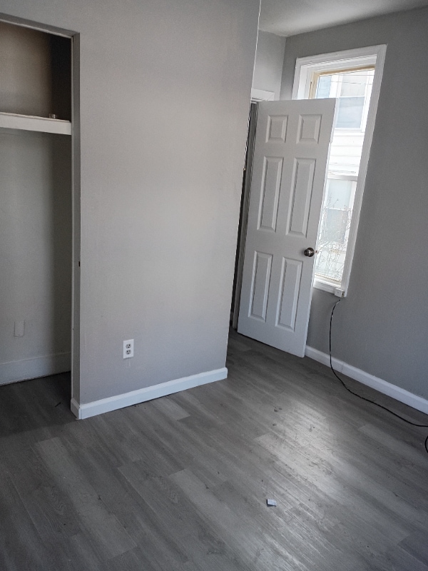 Building Photo - 64 Jackson St