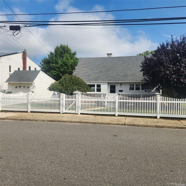 Photo - 30 Montgomery Ave