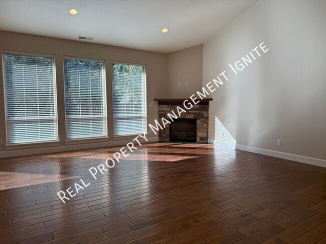 Photo - 61551 SE Baptist Way