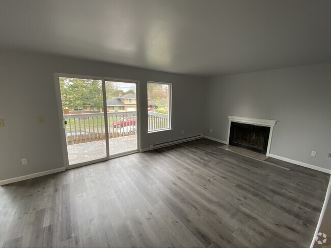 Building Photo - 7324 S Wilkeson st Unit D Rental