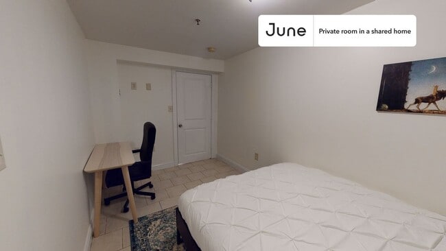 Photo - Room in Shared 4 bed/2 bath home Unidad D