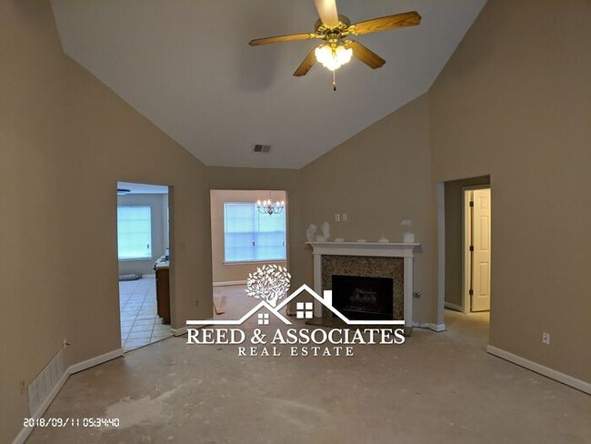 Photo - Southeast Memphis Home Located in Quiet Ne...