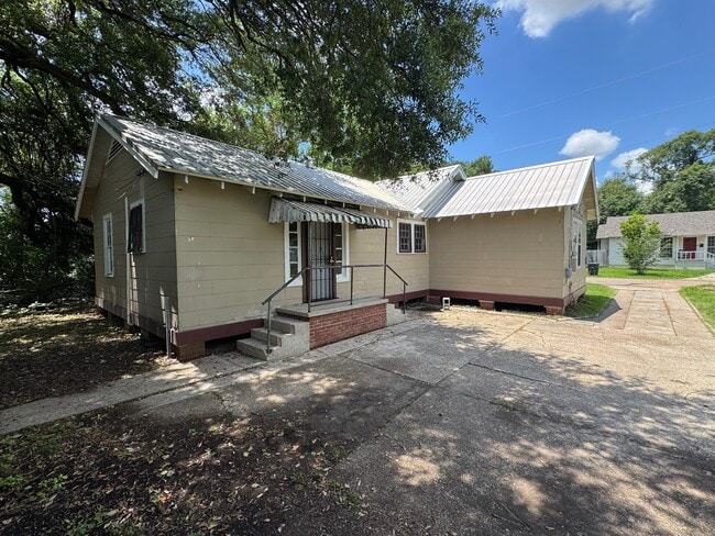 Photo - 4912 Breckenridge Ave
