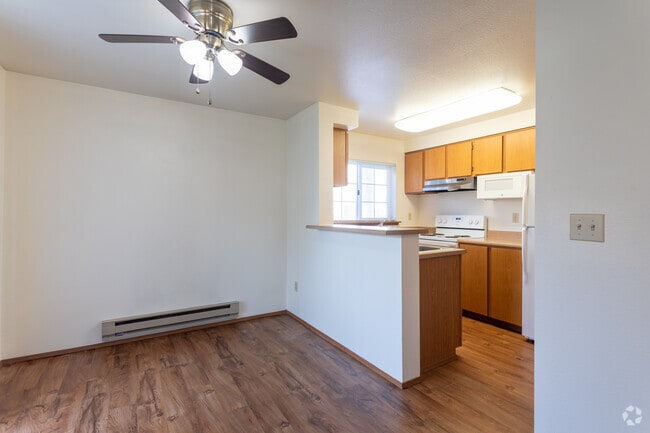 1BR,1BA-800SF - Brighton Place