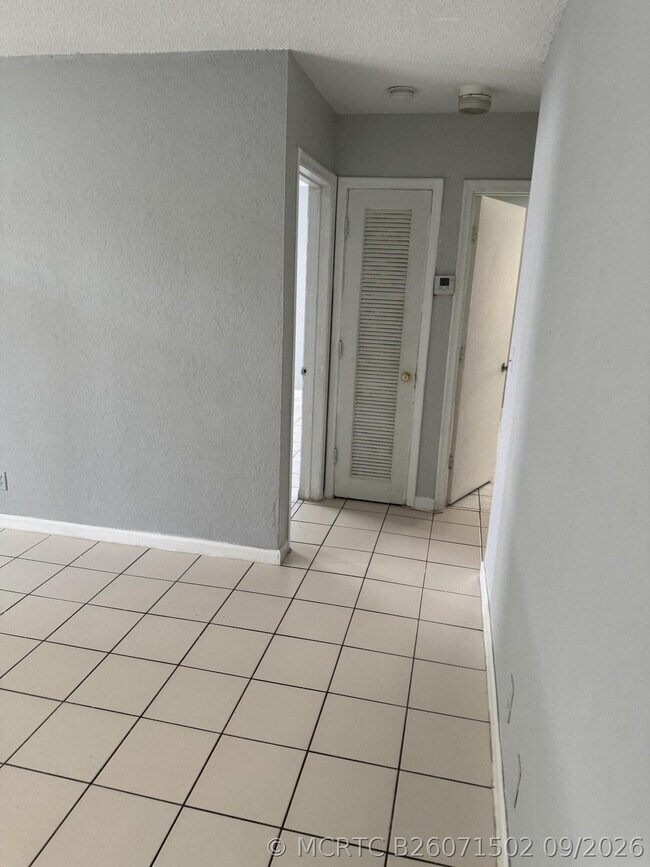 4231 NW 31st Ave Unit 1