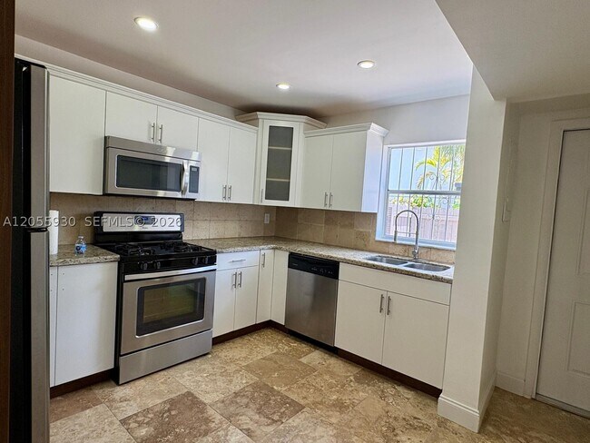 Photo - 6979 SW 110th Pl