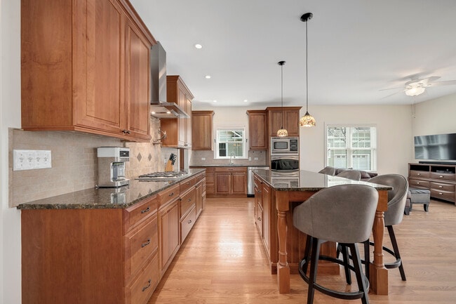 Photo - 430 S Highland Ave
