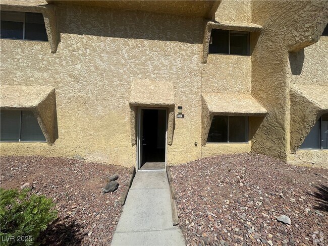 Building Photo - 1303 Darlene Way Unit 302A Rental