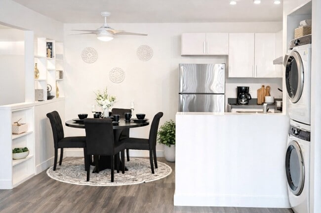 Metro Apartments