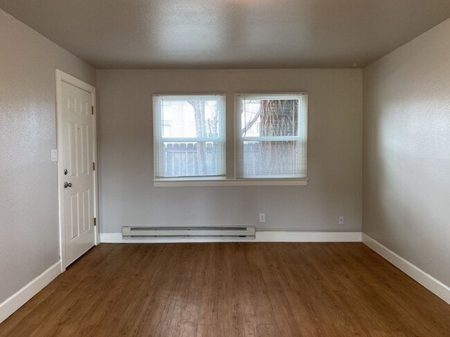 Photo - STUDENTS WELCOME! One-Bedroom Bungalow 1 Block from CSU!