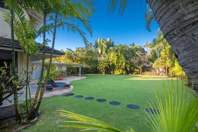 1405 Mokulua Dr