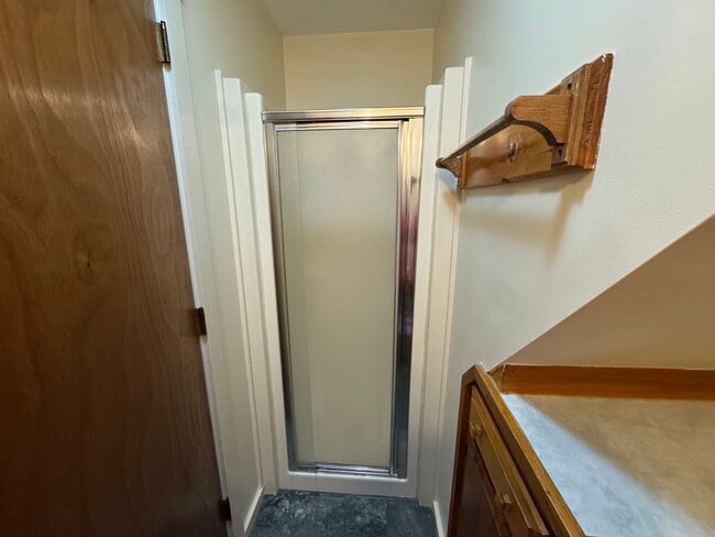 Photo - 1268 Meadow Rd