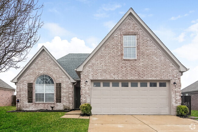 Building Photo - 1079 Fredrick Dr Rental