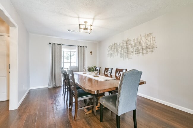 Photo - 1110 Buoy Rd