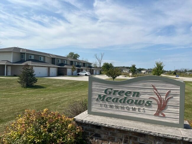 Green Meadows Townhomes - Green Meadows Townhomes