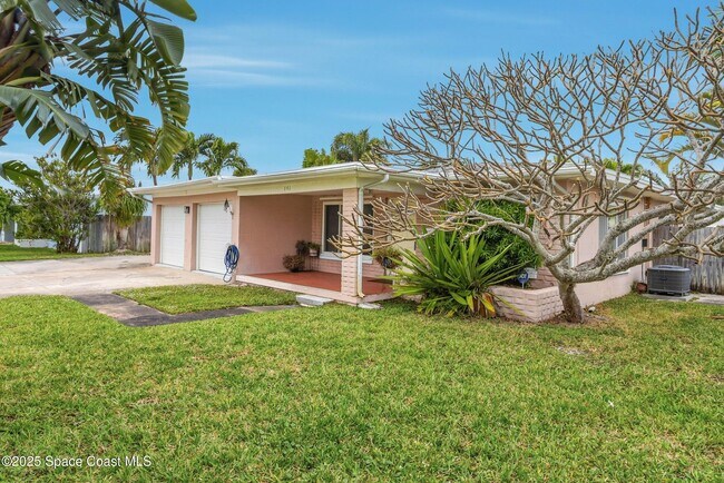 Photo - 141 E Exeter St