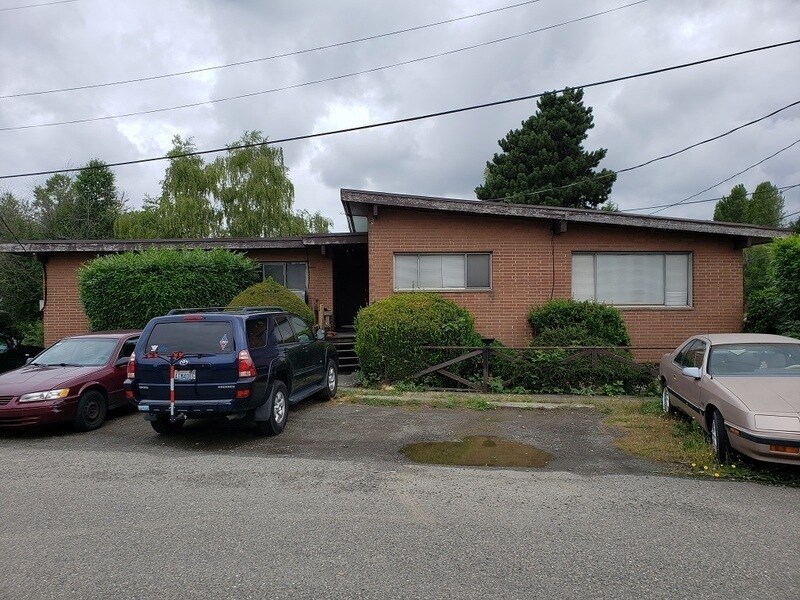 Photo - 1499 S Columbian Way