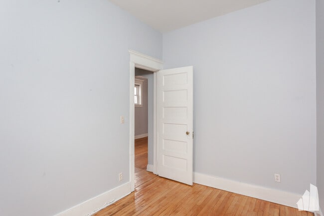 Photo - 941 W Windsor Ave Unit #  03