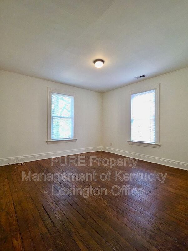 Photo - 168 Woodland Ave Unit 4