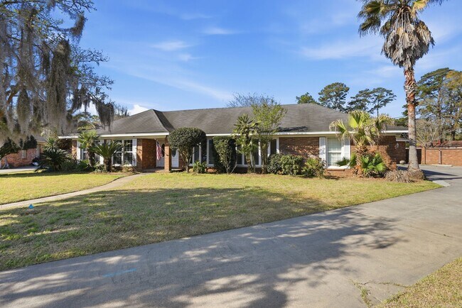 Photo - Mayfair Home For Lease with Backyard Oasis!