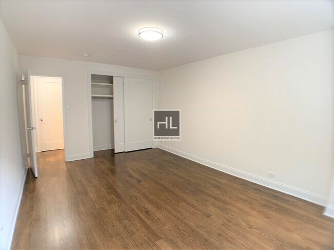 Photo - E 16 ST Unidad 19A