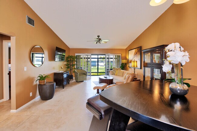 Photo - 3071 SE Aster Ln Unit 204