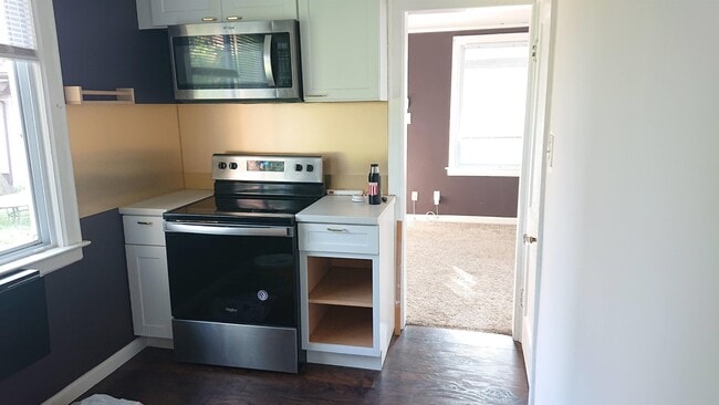 Photo - 4552 Guilford St