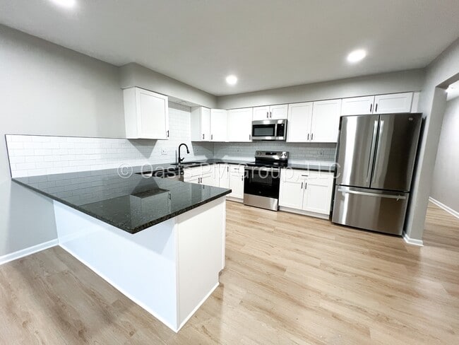 Photo - 3372 Willington Dr