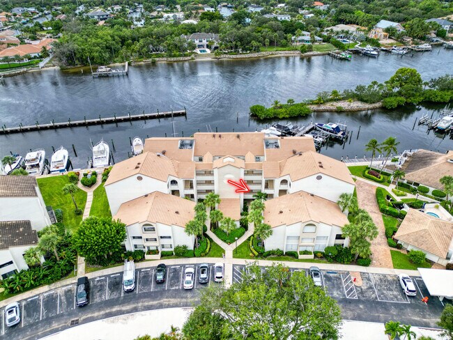 Photo - 827 Oak Harbour Dr