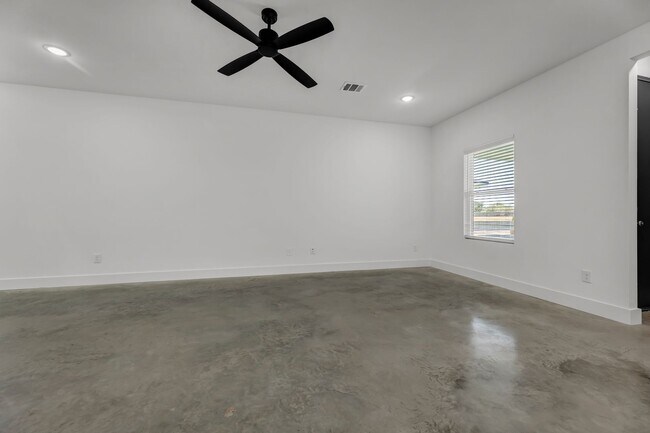 Photo - 3007 Alpha Wolf Ct