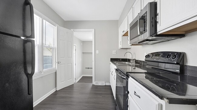 Photo - 3845 19th St