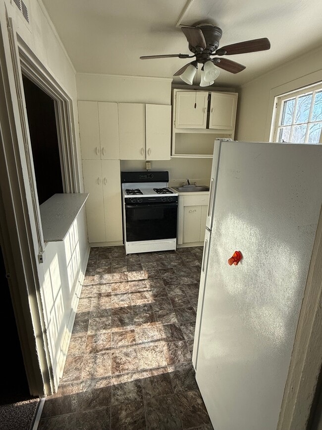 Photo - 6 Riley Manor Cir