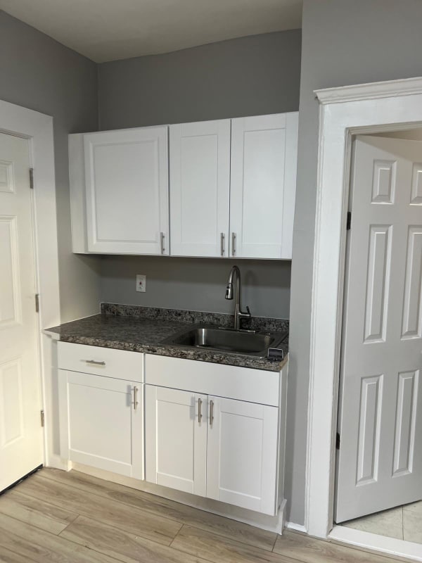Building Photo - 171 Parker Ave Rental