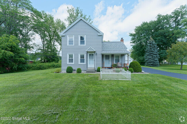 Building Photo - 721 Watervliet Shaker Rd Rental