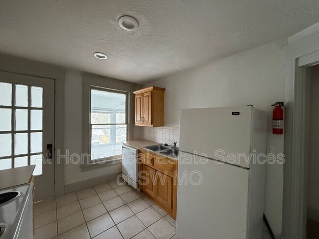 Photo - 1021 E Walnut St Condo Unit #2