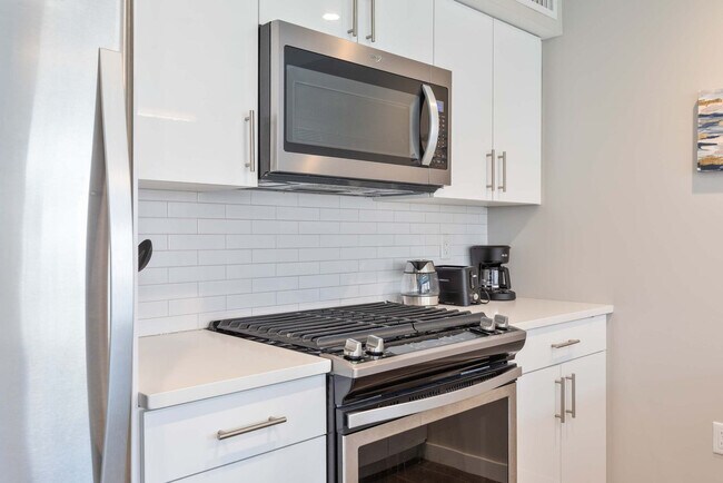 Photo - 244 Hanover St Unit FL3-ID1241276P