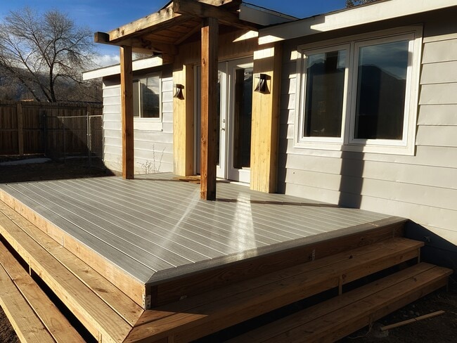 South facing deck - 15385 Co Rd 306 Unit House