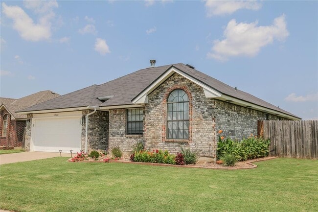 Building Photo - 13000 S Robinson Ave