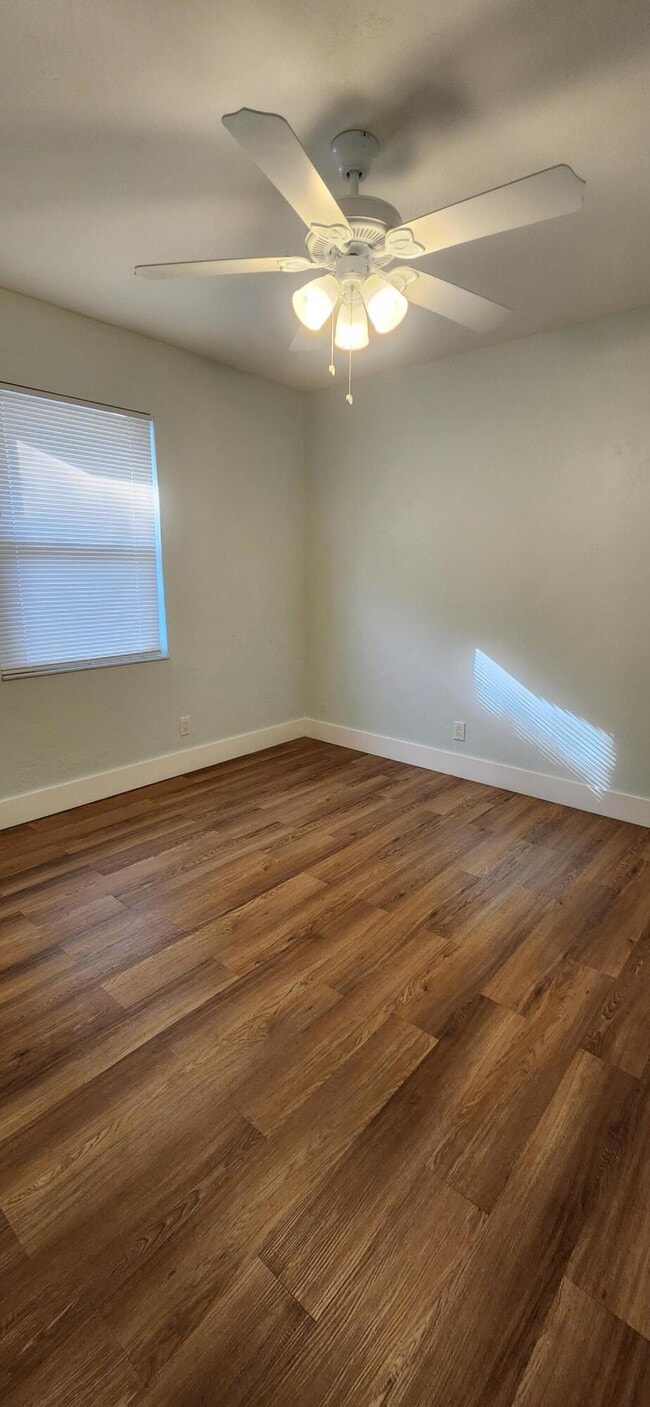 Photo - 6259 Kendrick St